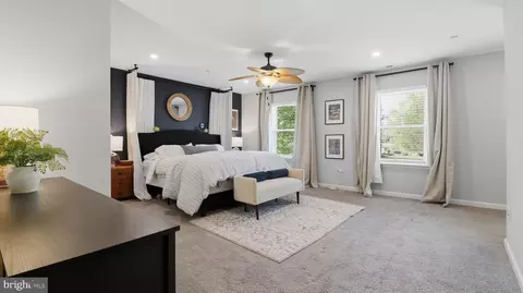 Bedroom - 1428 Central Ave E, Edgewater, MD 21037 photo 2 of 10