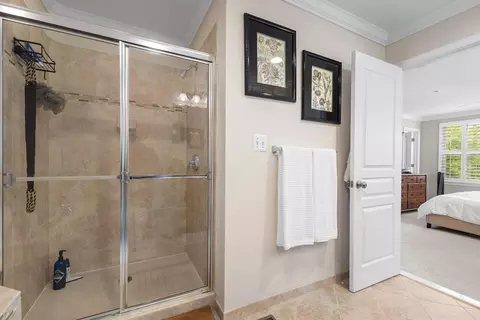 Bath - 19 Boucher Pl, Annapolis, MD 21403 photo 2 of 3