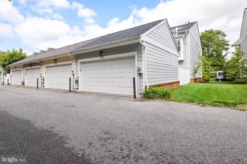 Exterior - 19 Boucher Pl, Annapolis, MD 21403 photo 8 of 10