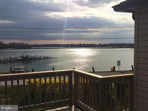 View/Area - 8419 A Bay Rd #A, Pasadena, MD 21122 photo 1 of 4