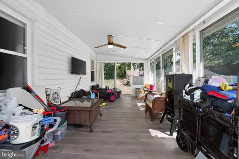 Exterior - 1090 Notley Ct, Pasadena, MD 21122 photo 1 of 7