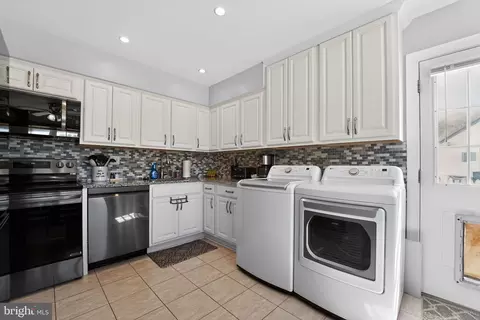 Other - 1090 Notley Ct, Pasadena, MD 21122 photo 4 of 10