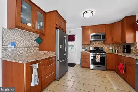 Kitchen - 119 Sandy Beach Dr, Pasadena, MD 21122 photo 1 of 1