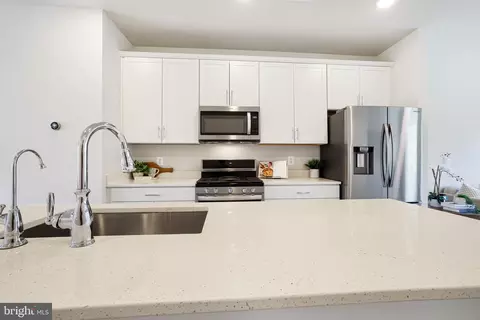 Kitchen - 3231 Watershed Blvd, Laurel, MD 20724 photo 2 of 4