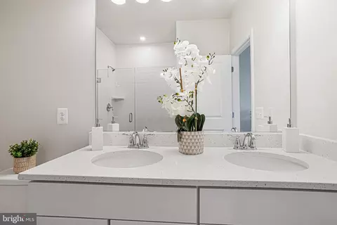Bath - 3231 Watershed Blvd, Laurel, MD 20724 photo 1 of 4