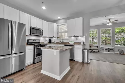Kitchen - 2138 Millhaven Dr #138, Edgewater, MD 21037 photo 1 of 6