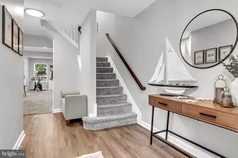 Entry Way - 2138 Millhaven Dr #138, Edgewater, MD 21037 photo 1 of 6