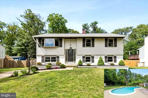 456 Ruth Rd, Arnold, MD 21012