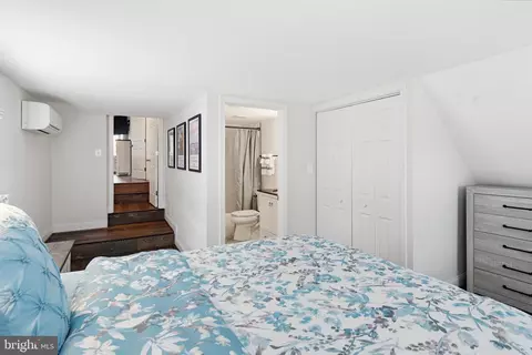 Bedroom - 2006 Poplar Ridge Rd, Pasadena, MD 21122 photo 5 of 7