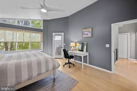 Bedroom - 619 Second St, Annapolis, MD 21403 photo 2 of 7