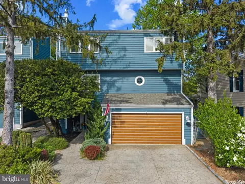 Exterior - 619 Second St, Annapolis, MD 21403 photo 1 of 9