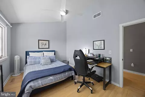 Bedroom - 619 Second St, Annapolis, MD 21403 photo 5 of 7