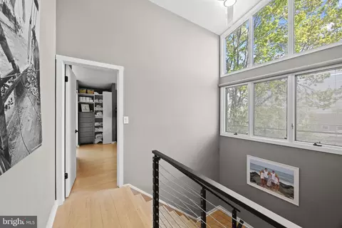 Entry Way - 619 Second St, Annapolis, MD 21403 photo 4 of 4