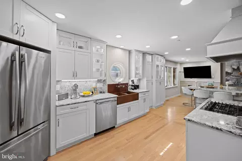 Kitchen - 619 Second St, Annapolis, MD 21403 photo 6 of 7