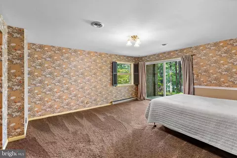 Bedroom - 500 Sara Dr, Annapolis, MD 21401 photo 2 of 4