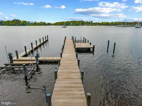 View/Area - 31 Shadow Point Ct, Edgewater, MD 21037 photo 6 of 12
