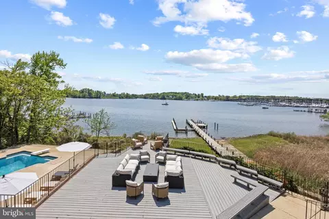 View/Area - 31 Shadow Point Ct, Edgewater, MD 21037 photo 3 of 12