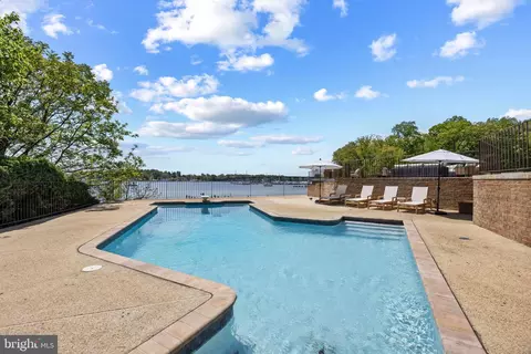 Exterior - 31 Shadow Point Ct, Edgewater, MD 21037 photo 8 of 8