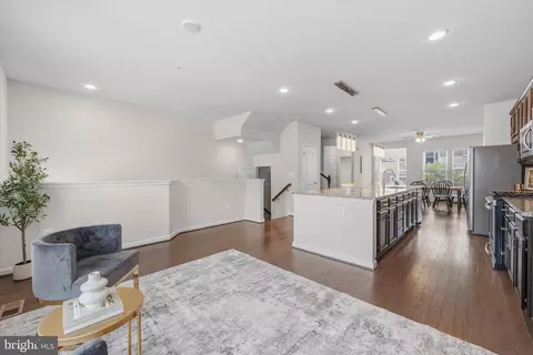 Entry Way - 7713 Cresap Ln, Hanover, MD 21076 photo 2 of 14