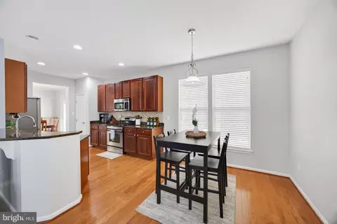 Entry Way - 7824 Callington Way, Hanover, MD 21076 photo 4 of 12