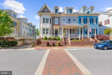 47 Richards Ln, Annapolis, MD 21401