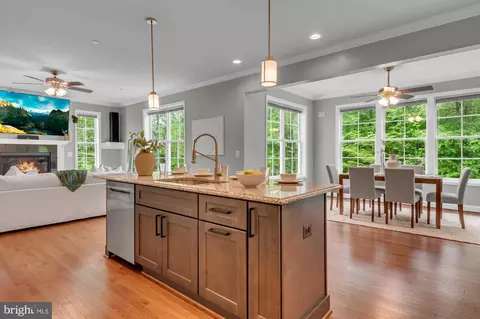 Kitchen - 505 Brewerton Ln, Edgewater, MD 21037 photo 2 of 3