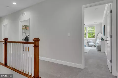 Entry Way - 505 Brewerton Ln, Edgewater, MD 21037 photo 10 of 12