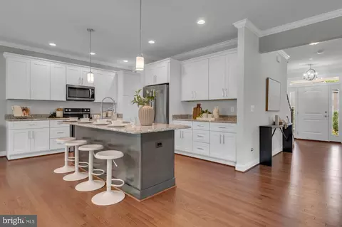 Entry Way - 505 Brewerton Ln, Edgewater, MD 21037 photo 1 of 12