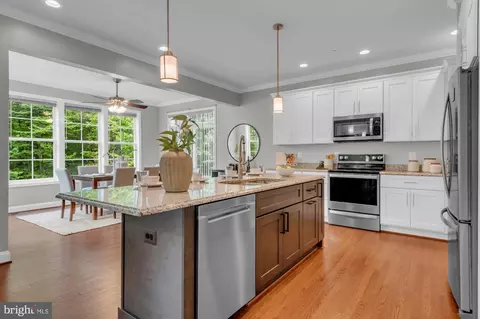 Kitchen - 505 Brewerton Ln, Edgewater, MD 21037 photo 3 of 3