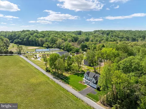 1252 Sunrise Beach Rd, Crownsville, MD 21032