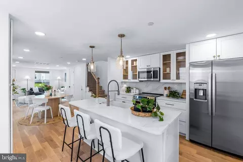 Kitchen - 131 Eastern Ave, Annapolis, MD 21403 photo 2 of 3