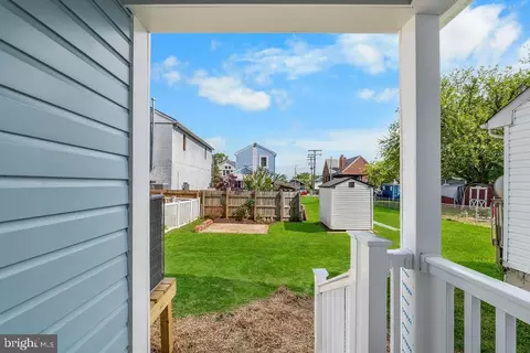 Exterior - 131 Eastern Ave, Annapolis, MD 21403 photo 6 of 8