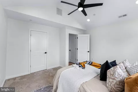 Bedroom - 131 Eastern Ave, Annapolis, MD 21403 photo 4 of 4