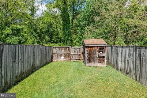 Exterior - 8166 Hazy Dawn Ct, Pasadena, MD 21122 photo 4 of 4