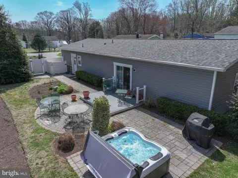 Other - 8203 Forest Glen Dr, Pasadena, MD 21122 photo 4 of 5