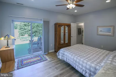 Bedroom - 8203 Forest Glen Dr, Pasadena, MD 21122 photo 2 of 5