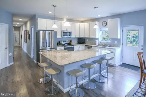 Kitchen - 8203 Forest Glen Dr, Pasadena, MD 21122 photo 1 of 5