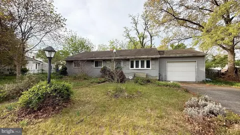 769 224th St, Pasadena, MD 21122 photo 3