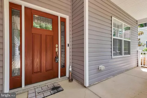 3909 River Club Dr, Edgewater, MD 21037