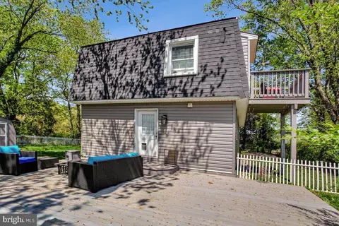 Exterior - 4912 Mariners Dr, Shady Side, MD 20764 photo 2 of 11