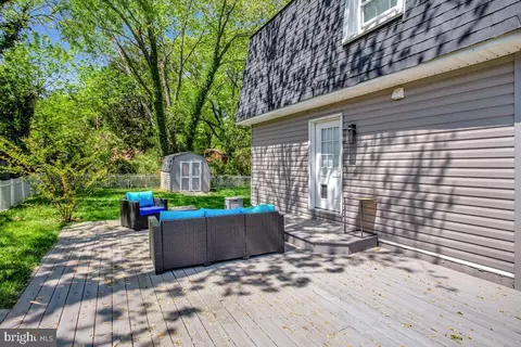Exterior - 4912 Mariners Dr, Shady Side, MD 20764 photo 3 of 11
