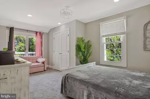 Bedroom - 4912 Mariners Dr, Shady Side, MD 20764 photo 1 of 4
