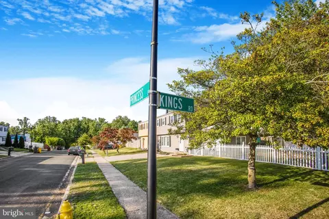 View/Area - 1073 Kings Rd, Pasadena, MD 21122 photo 2 of 2