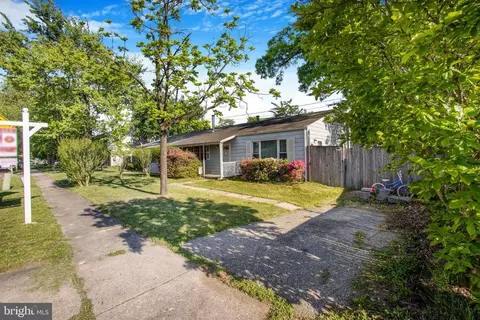 Exterior - 1073 Kings Rd, Pasadena, MD 21122 photo 7 of 13