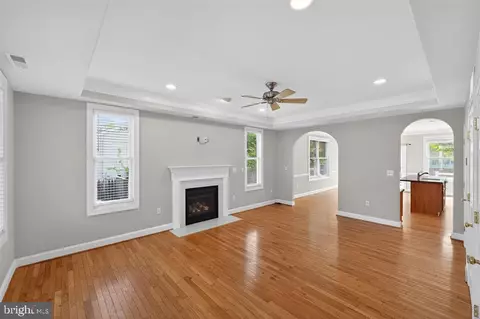 Living - 1604 Oriole Rd, Edgewater, MD 21037 photo 1 of 4