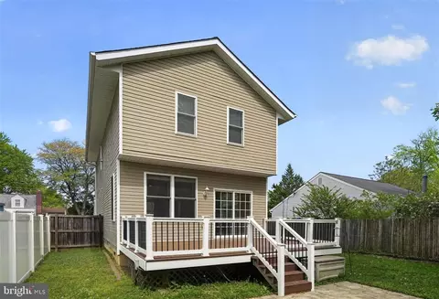 Exterior - 1604 Oriole Rd, Edgewater, MD 21037 photo 2 of 4