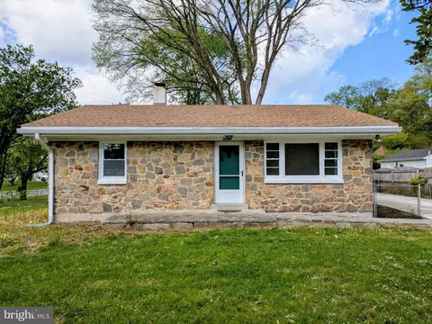 8068 Clark Station Rd, Severn, MD 21144