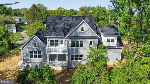 Exterior - 2001 Poplar Ridge Rd, Pasadena, MD 21122 photo 14 of 14