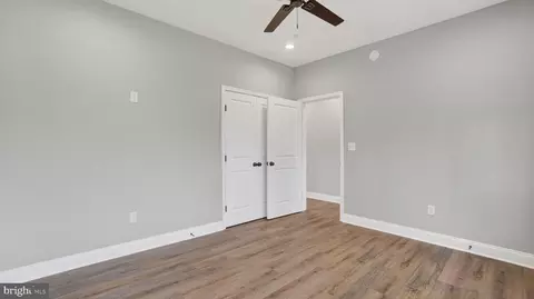 Entry Way - 2001 Poplar Ridge Rd, Pasadena, MD 21122 photo 22 of 25