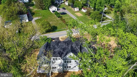View/Area - 2001 Poplar Ridge Rd, Pasadena, MD 21122 photo 1 of 10